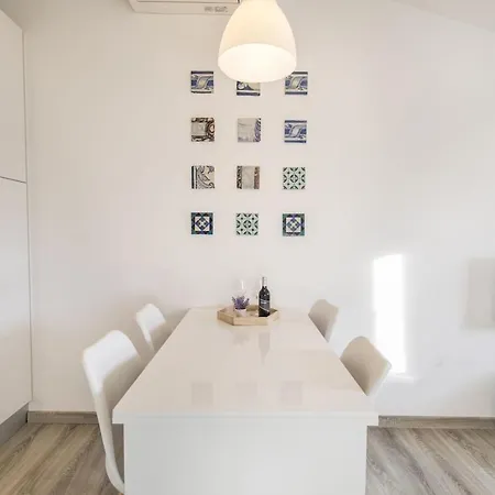 Apartment The Nest At Mouraria