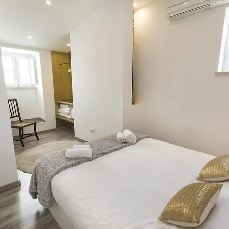 The Nest At Mouraria *