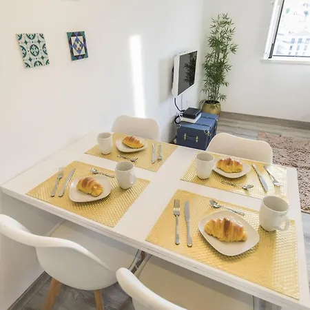 The Nest At Mouraria Lisbon