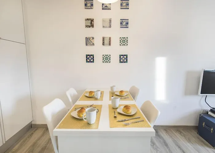 The Nest At Mouraria *